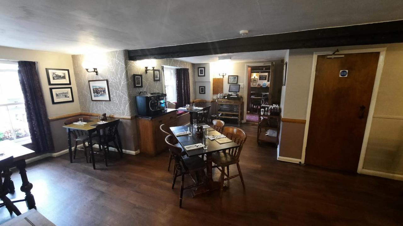 Kings Arms Hotel Hawkshead Extérieur photo