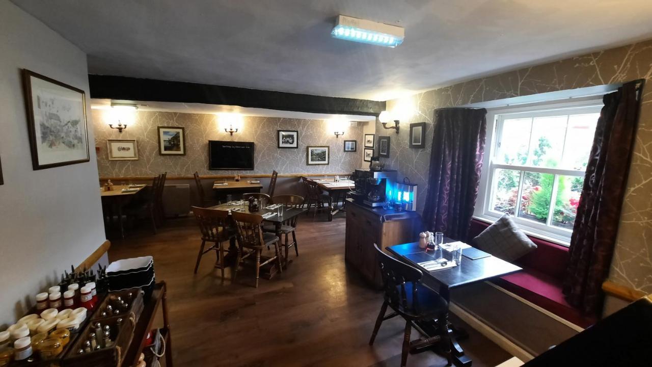 Kings Arms Hotel Hawkshead Extérieur photo