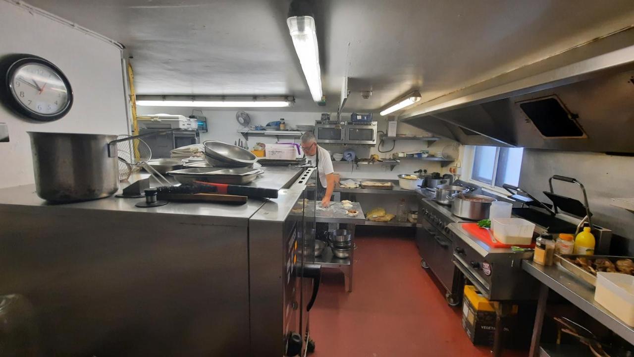 Kings Arms Hotel Hawkshead Extérieur photo