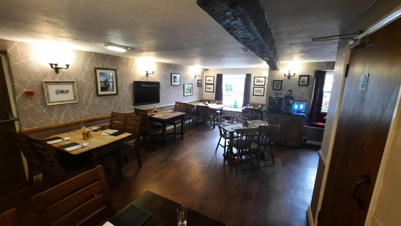Kings Arms Hotel Hawkshead Extérieur photo